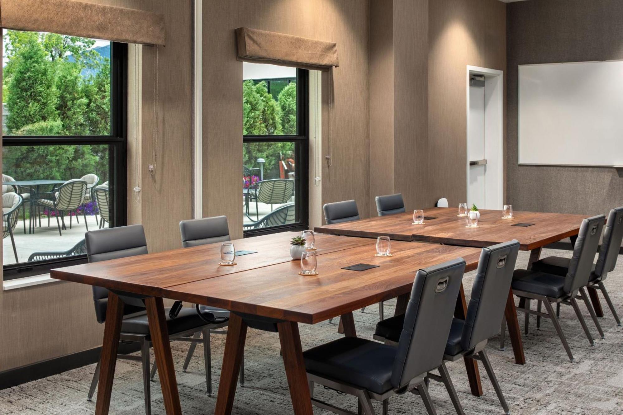 Element Bozeman Hotel Екстериор снимка